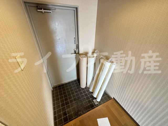 パルコート浅井の玄関