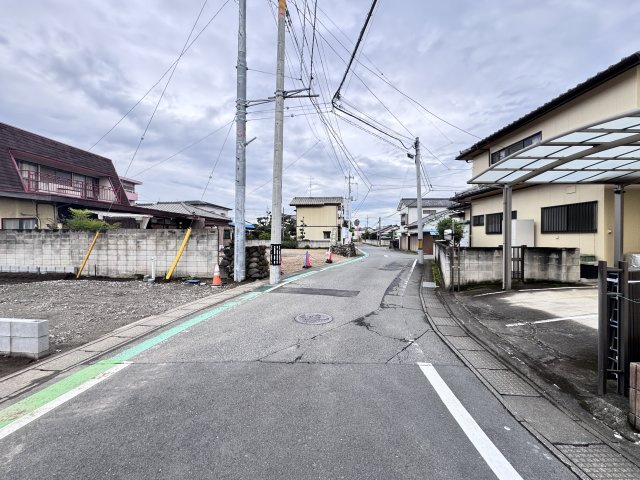 新築　高崎市上小鳥町　LIGNAGE　１号棟の前面道路含む現地写真|現地写真　南側接道幅員約6ｍ