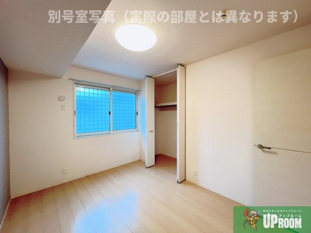 フェリーチェ中山の居間・リビング