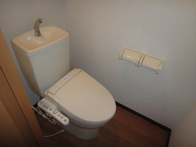 宮若市本城のアパートのトイレ