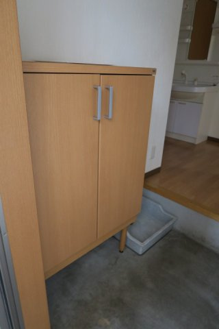 コーポオタテ C棟の収納