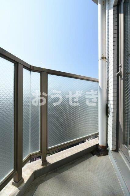 ファーストプレイス菊川のバルコニー