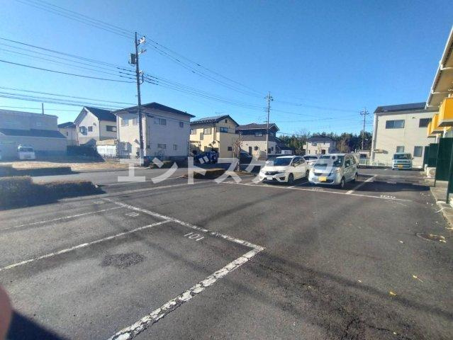 エルディム山口の駐車場|高崎、前橋のお部屋探しはエンドスケープまで！お客様の理想お聞かせ下さい♪