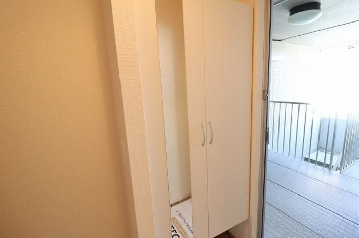 セジュール千波の玄関|シューズボックスです