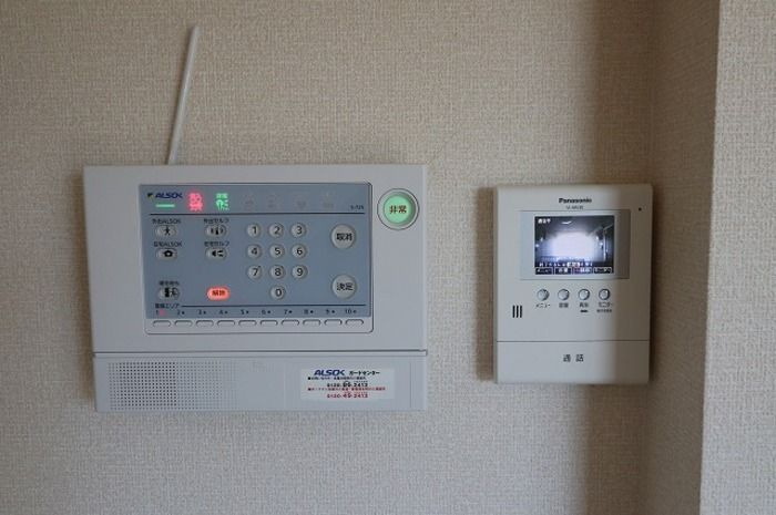 セジュール千波のセキュリティ|モニター付きインターホンです