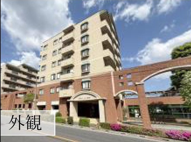 朝日マンション国領の外観