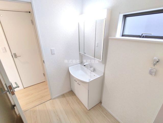 【独立洗面台】の画像