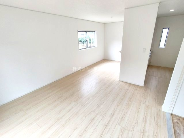 【居間・リビング】の画像