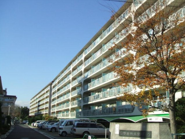 箕面市半町３丁目の店舗事務所の外観