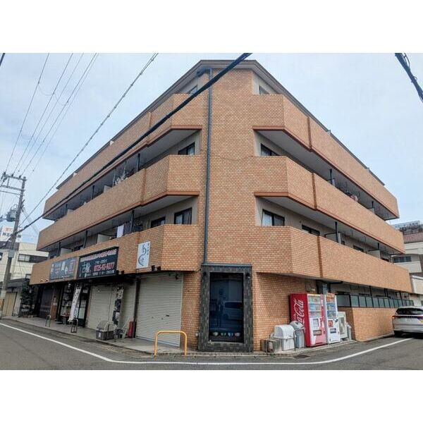 エテルネル21の外観