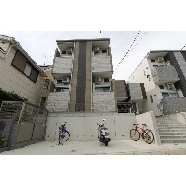 福岡市城南区梅林２丁目のアパートの外観
