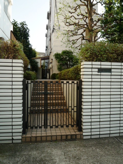 モンサントラールのエントランス