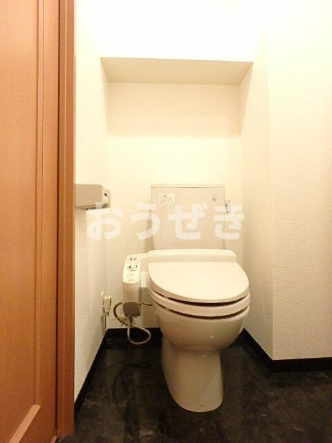 グランド・ガーラ横浜伊勢佐木町のトイレ|シャワー付きトイレ