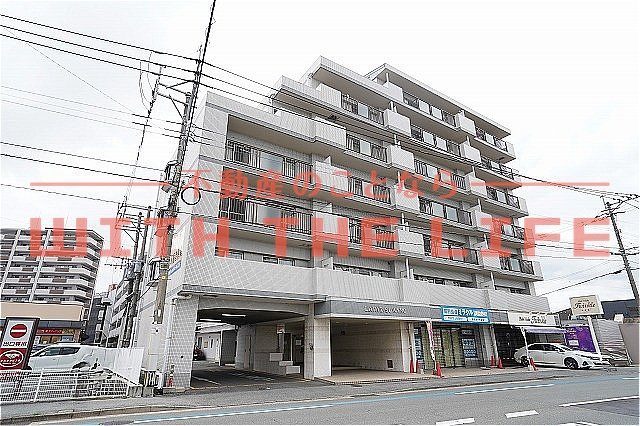 ラパスマンション諏訪野【キャッシュバック対象物件】の外観|落ち着いた雰囲気の外観です