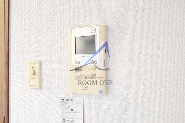 ルーブル錦糸町のセキュリティ|モニター付きインターホンです。