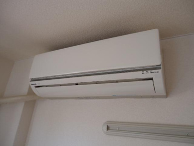 【設備】 | ライブリー | ２台目エアコンはサービス品