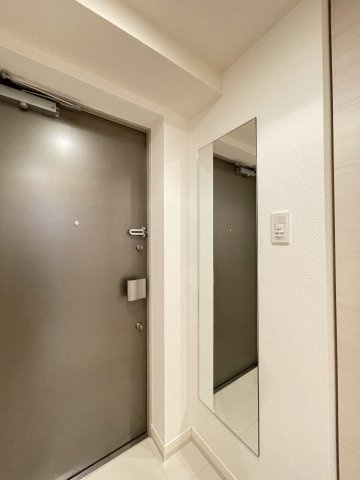 スカイコート品川パークサイドⅡの玄関
