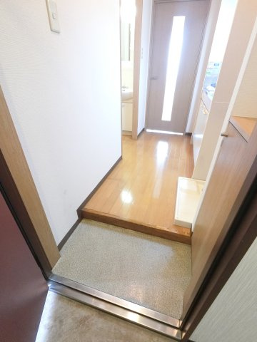 カレラⅠの玄関