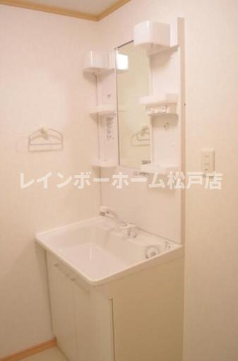 プロムナードロクバンカンの洗面所|広い洗面スペース