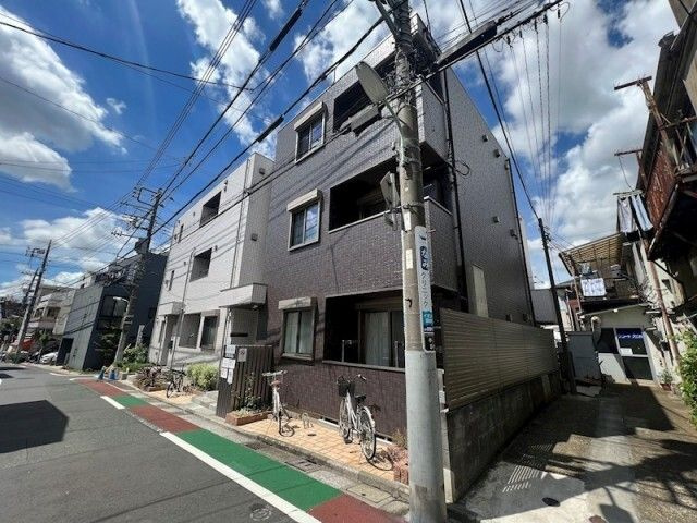 Groundsunnyの外観
