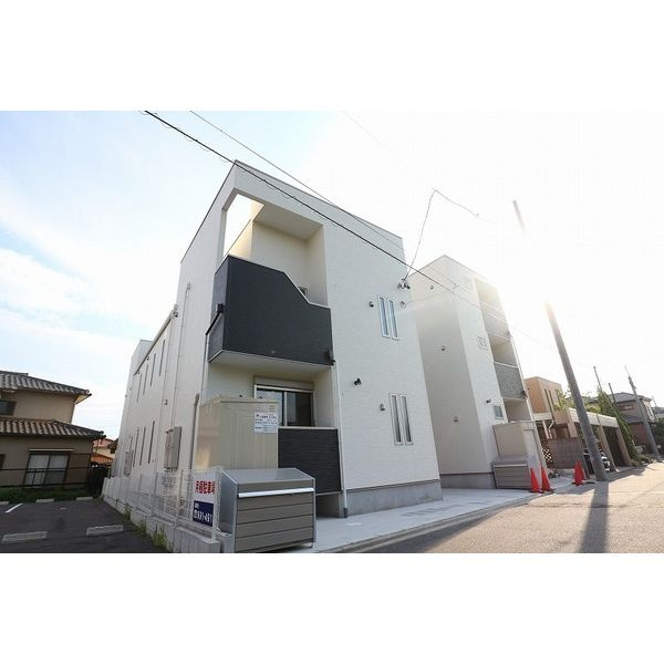 GRANDTIC Reine上飯田　名古屋市賃貸　仲介手数料無料のエントランス