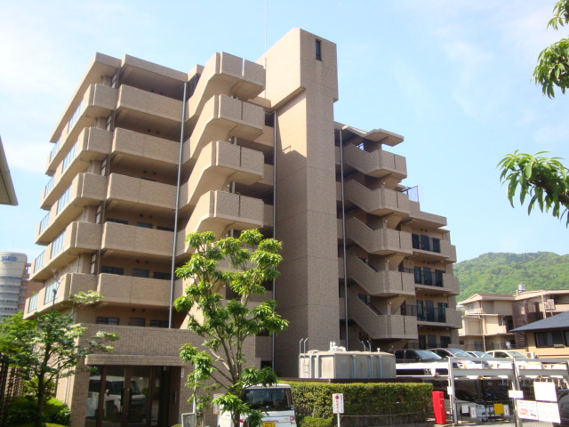 カデット真趣園　宝塚の外観
