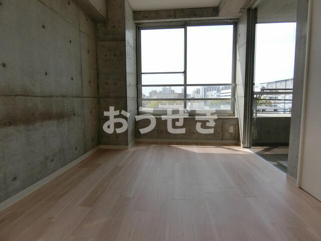 ピアハウスの居間・リビング