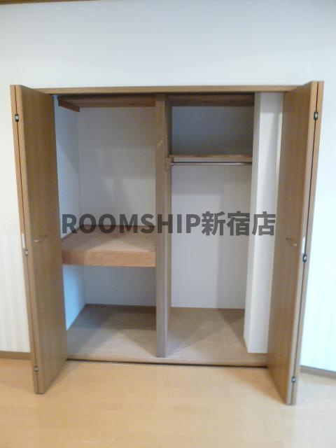 ラフィーネ学芸大学の収納