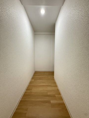 平岡フォレストタウンファミールハイツ2番館の洋室