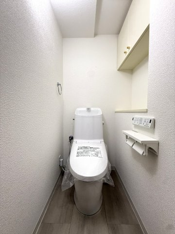 平岡フォレストタウンファミールハイツ2番館のトイレ