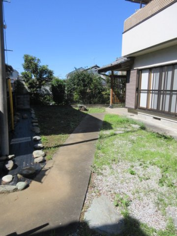 中古戸建　熊谷市別府4-251（期間限定現況販売）の庭