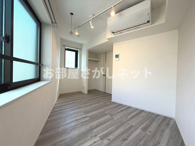 クレストパレス中野【おとり物件なし】#学生・社会人にオススメ！初期費用分割払いOK！の居間・リビング