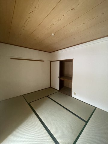 カーサ大開の和室