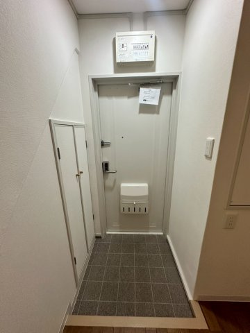 UR武庫川 31号棟の玄関