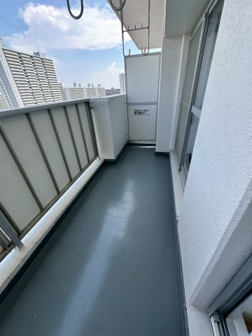 UR武庫川 31号棟のバルコニー
