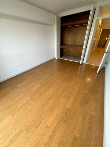 UR武庫川 31号棟の洋室