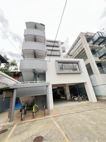 LakiaApartment夙川の外観