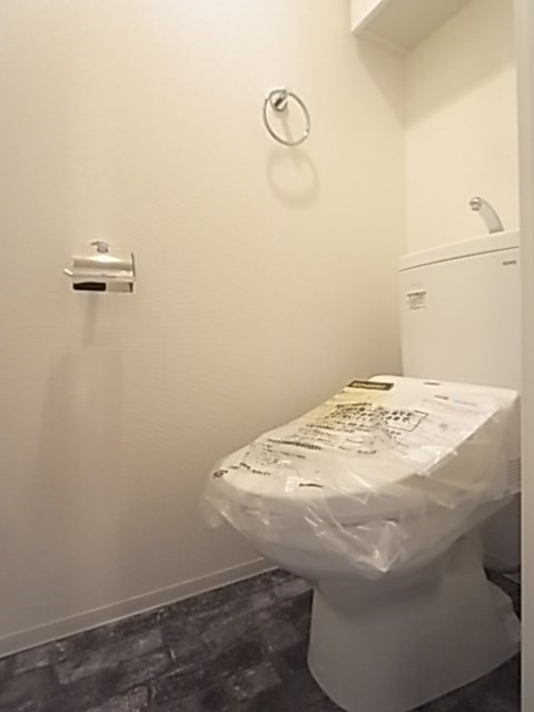 セレニテ神戸元町プリエのトイレ