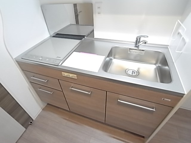 セレニテ神戸元町プリエ