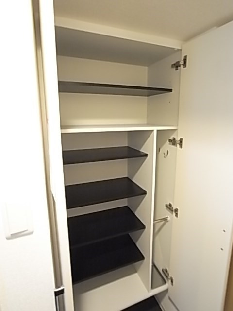 セレニテ神戸元町プリエ