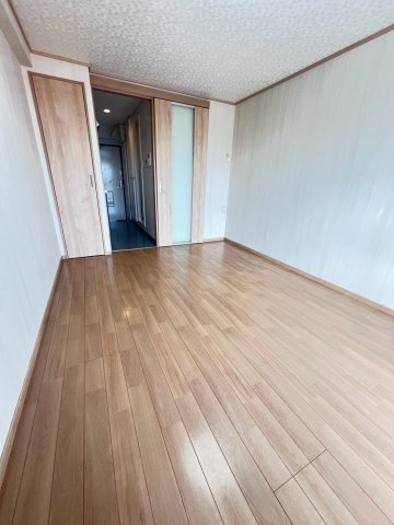 ハイツ坂口の寝室