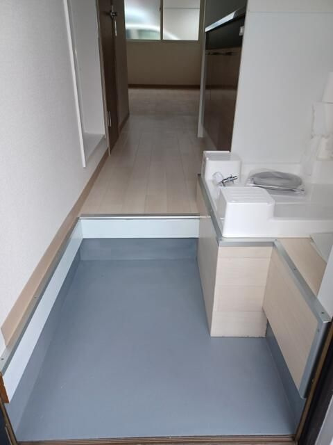 大丸ハイツの玄関