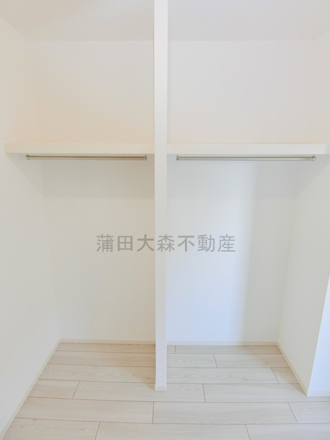 クレヴィアリグゼ蒲田西の収納|洋室4.4帖の大型収納　クローゼット！