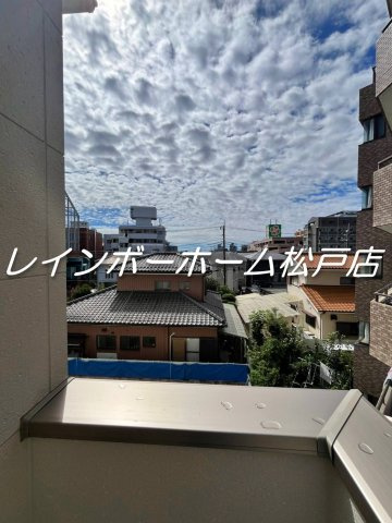 ジーメゾン吉川ノース【仲介手数料：50％OFF】対象物件！のバルコニー|3Fの参考写真