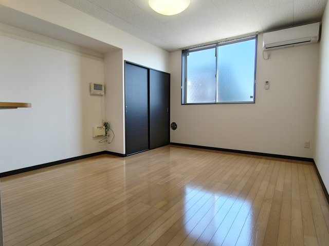 サンリット富合の洋室|※同タイプの部屋写真です