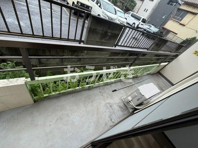シャトレ吉沢のバルコニー