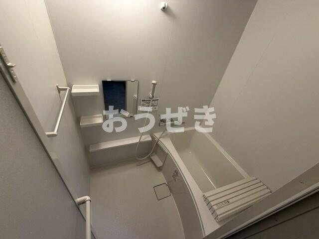 シャトレ吉沢の浴室