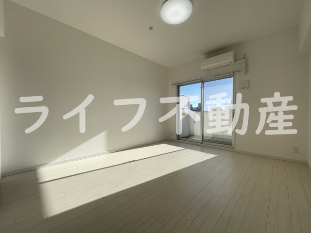 フォレストグレイス高井田Ⅰの洋室|個人の部屋や寝室として使える洋室です