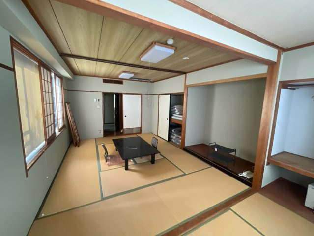 神奈川県中郡大磯町　旅館の和室
