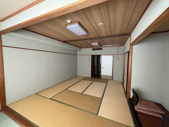 神奈川県中郡大磯町　旅館の和室